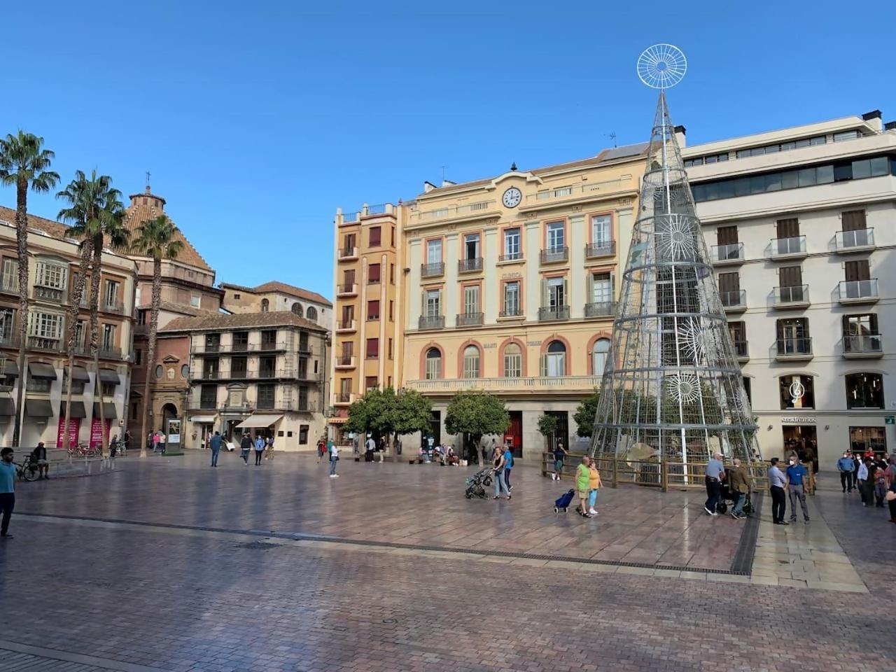Malagueta Sol Y Playa Apartment Malaga Exterior photo